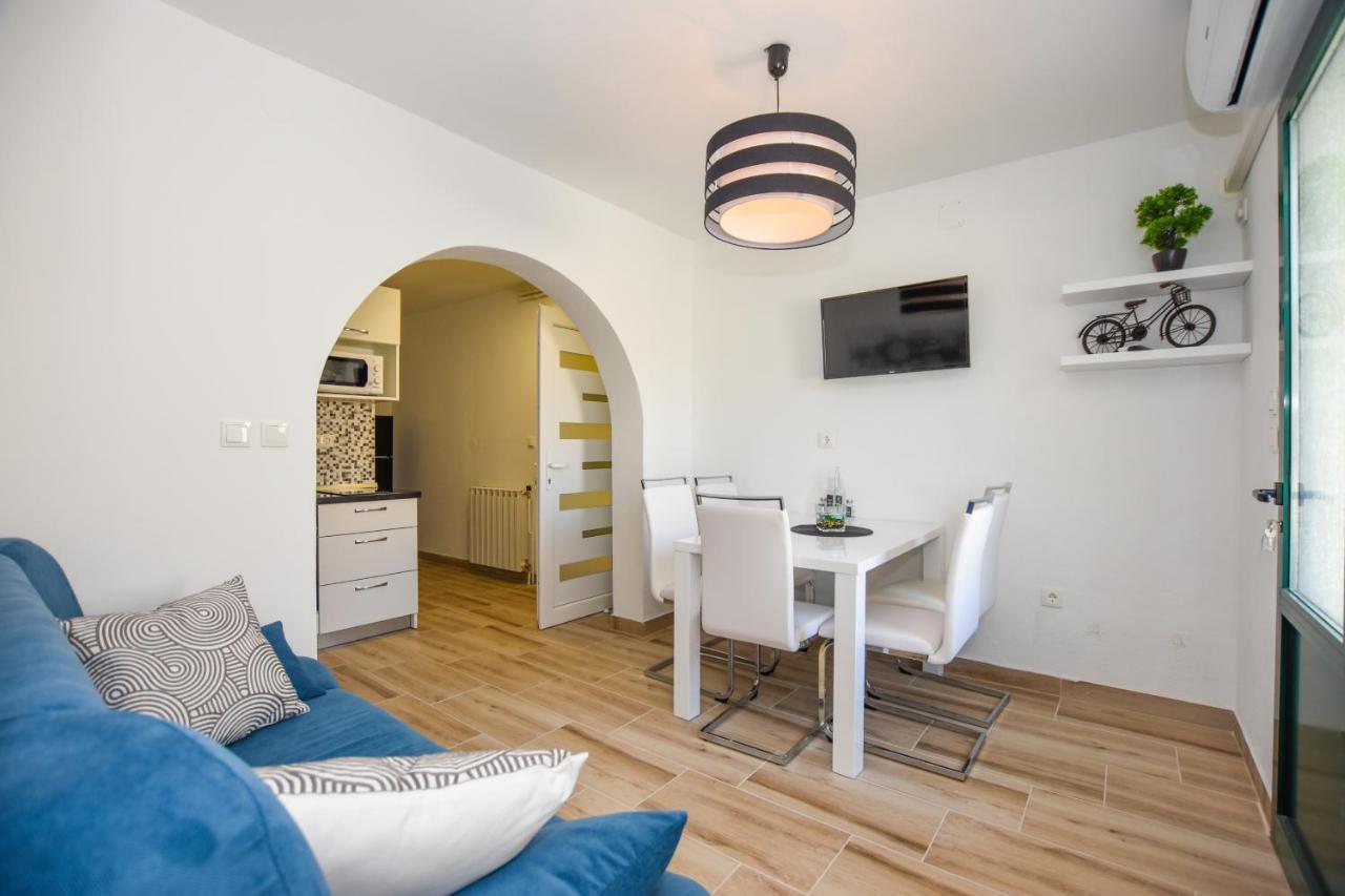 Apartmani Plazibat ماندري المظهر الخارجي الصورة